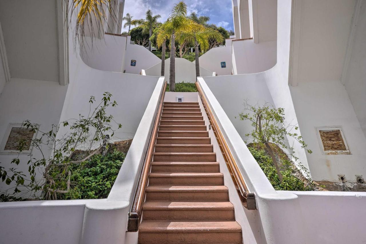Quiet Avalon Getaway Villa With Ocean View And Balcony ภายนอก รูปภาพ